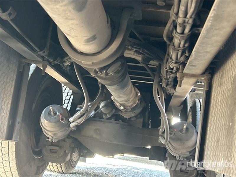 Mack XS166L Knuckle Boom on Mack GU813 6x4 Boom Truck Tovornjaki z žerjavom