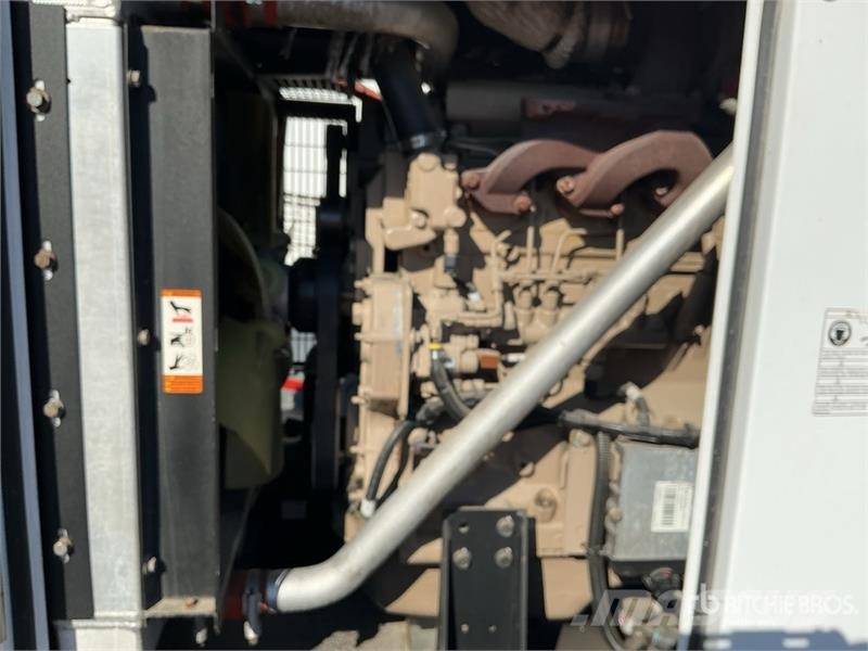 Magnum 71 kVA Mobile Generator Set مولدات ديزل