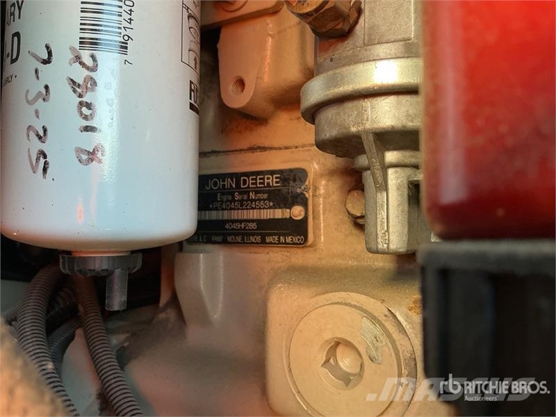 Magnum 71 kVA Mobile Generator Set مولدات ديزل