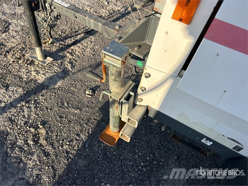 Magnum MLT3060 Apšvietimo bokšteliai