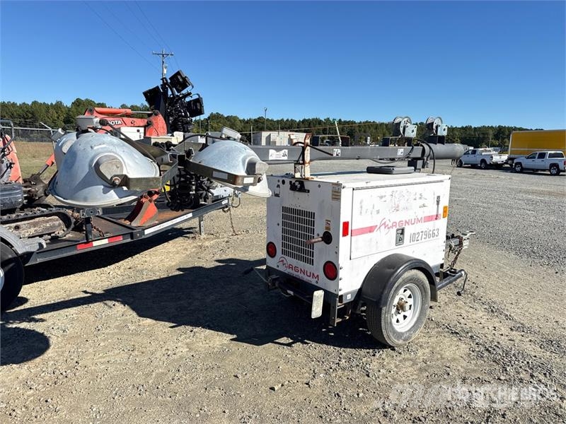 Magnum MLT3060M-01 6 kW Light Tower Light towers