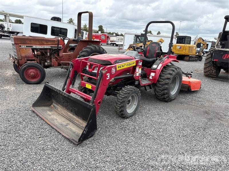 Mahindra 1626H 4WD Utility Tractor Manji traktori
