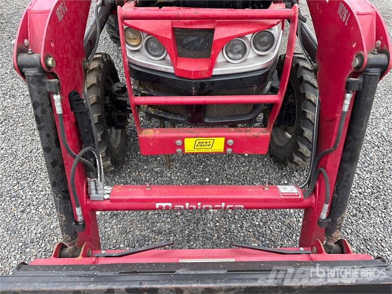 Mahindra 1626H 4WD Utility Tractor Manji traktori