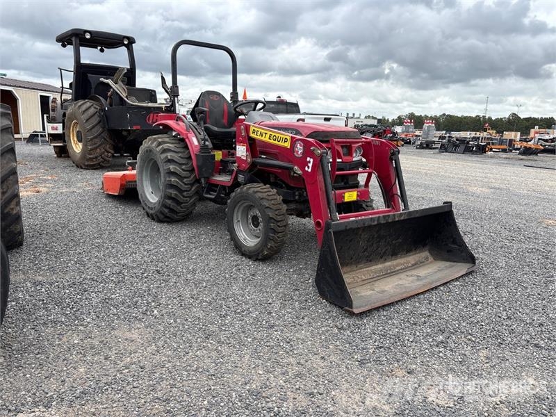 Mahindra 1626H 4WD Utility Tractor Manji traktori