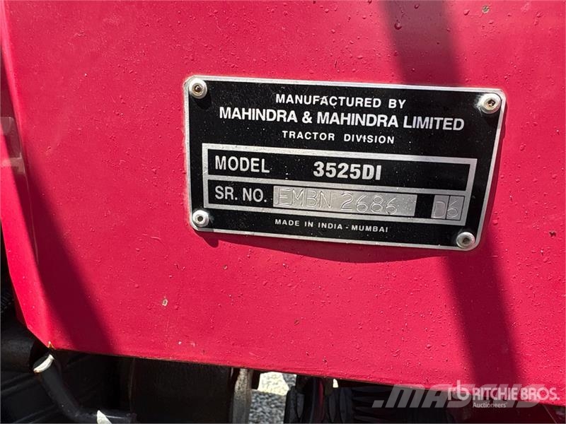 Mahindra 3525 Utility Tractor Kompakttraktorer