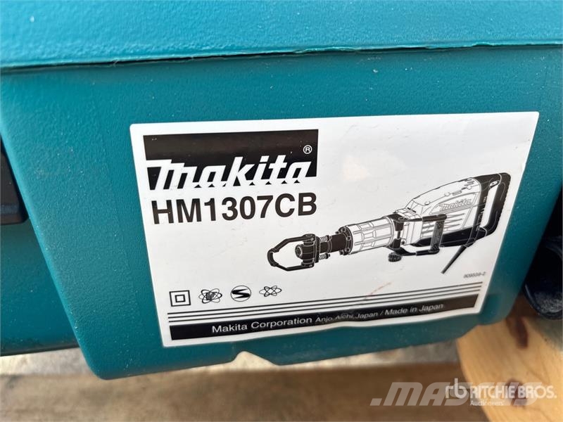 Makita of (2) Makita HM1307CB 35 lb Demolition Breaker Grubber