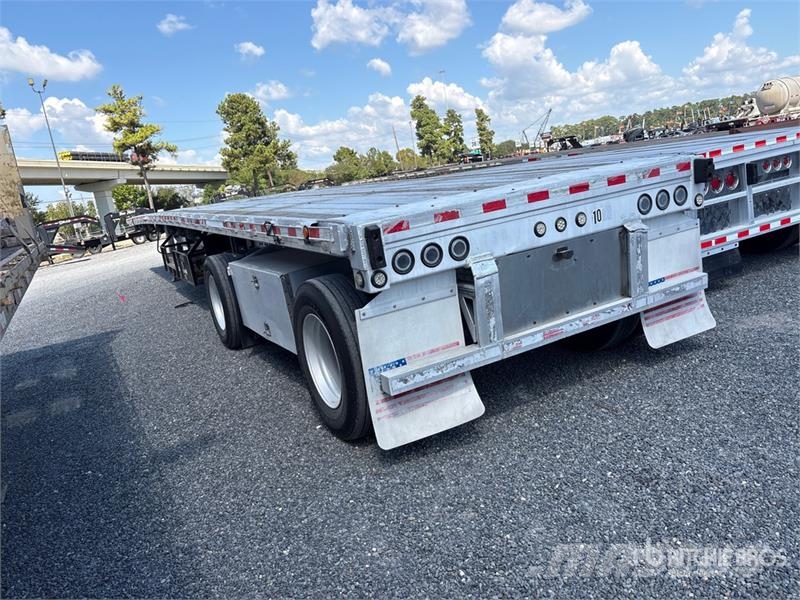 Manac 48 ft T/A Spread Axle Flatbed Trailer Flatbed/Dropside trailers