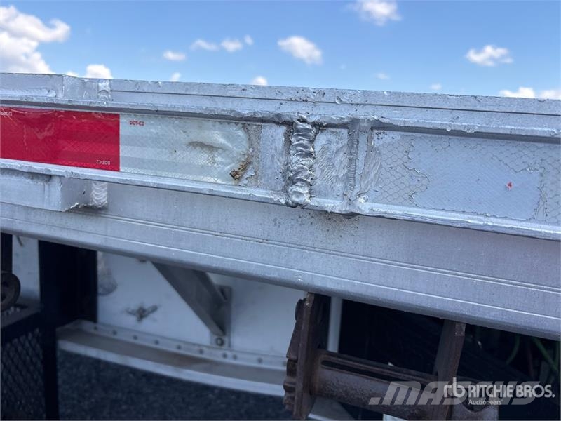Manac AAF-4H 48 ft T/A Spread Axle Flatbed Trailer 自卸半挂车