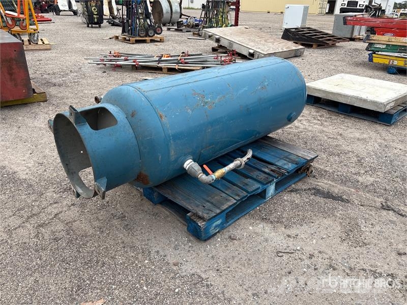 Manchester 120 gal Air Compressor Tank Compressors