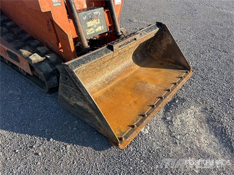 Manitou 1050RT Compact Track Loader Carregadoras de direcção deslizante