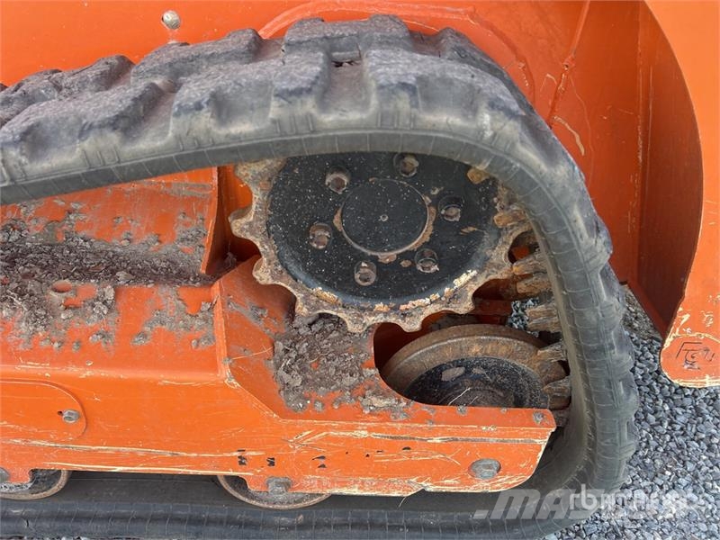 Manitou 1050RT Compact Track Loader Міні-навантажувачі