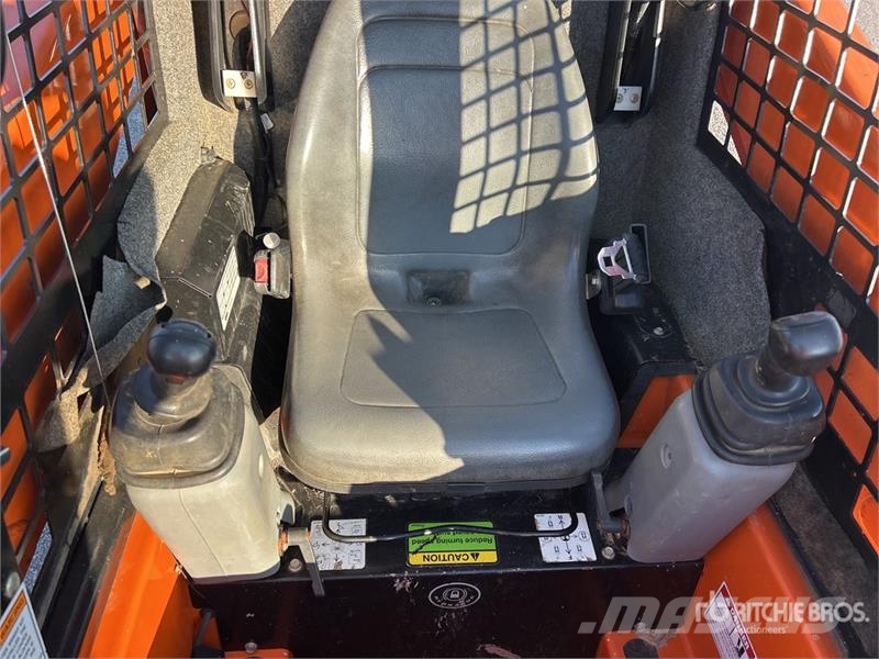 Manitou 1050RT Compact Track Loader Carregadoras de direcção deslizante