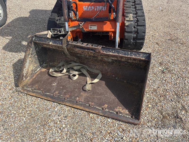 Manitou 1350RT Compact Track Loader (Inoperable) Kompaktlaadurid
