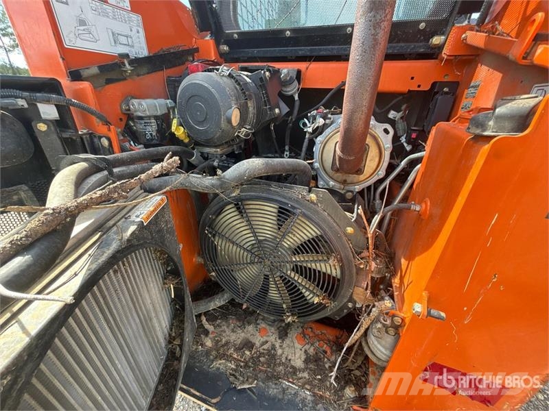 Manitou 1350RT Compact Track Loader (Inoperable) Kompaktlaadurid