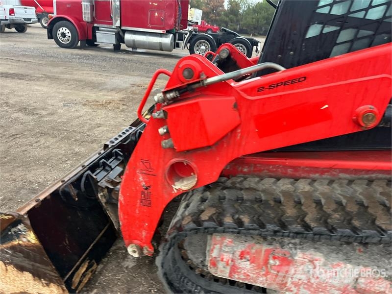 Manitou 2550RT Two-Speed High Flow Compact Track Loader Kompaktlader