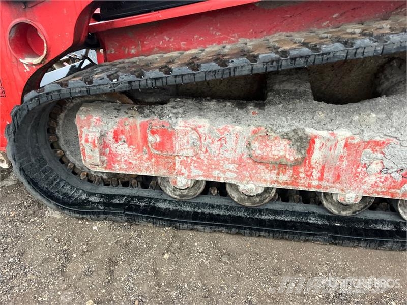 Manitou 2550RT Two-Speed High Flow Compact Track Loader Kompaktlader