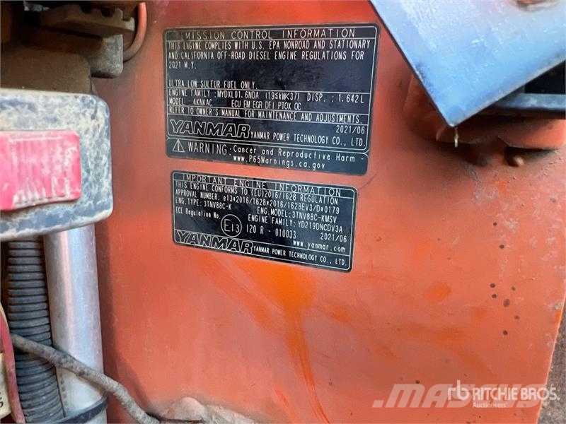 Manitou RT105 GEHL Compact Track Loader Kompaktrakodók
