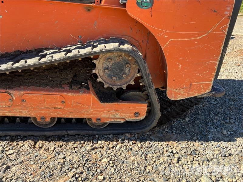 Manitou RT105 GEHL Compact Track Loader Kompaktrakodók