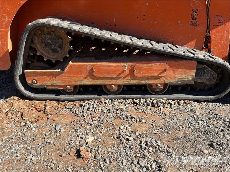 Manitou RT105 GEHL Compact Track Loader Kompaktrakodók