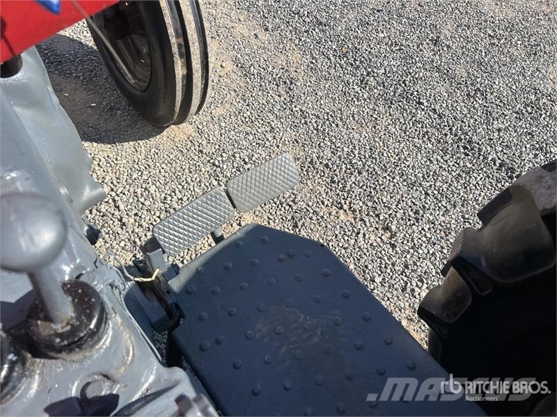 Massey Ferguson 263 2WD Utility Tractor Kompaktní traktory