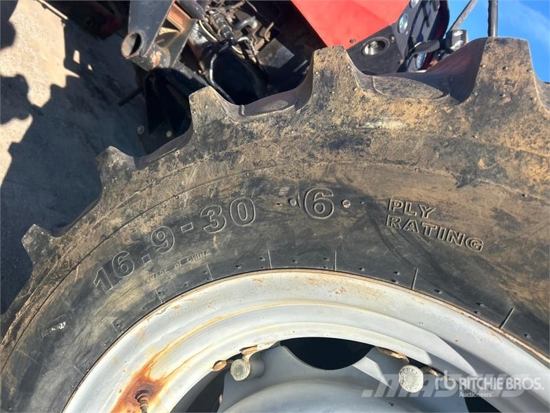 Massey Ferguson 271 2WD Utility Tractor Tractores compactos