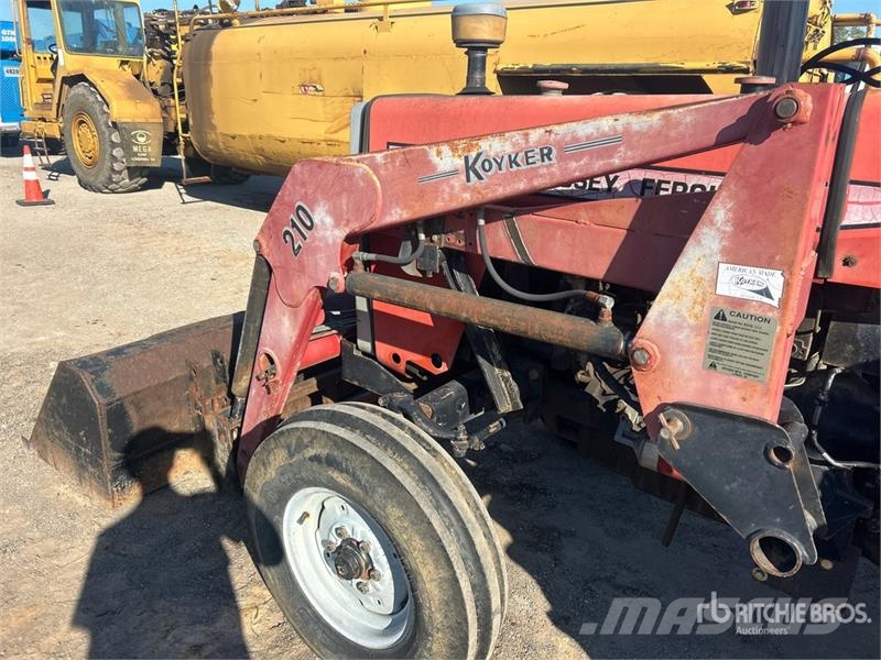 Massey Ferguson 271 2WD Utility Tractor Tractores compactos