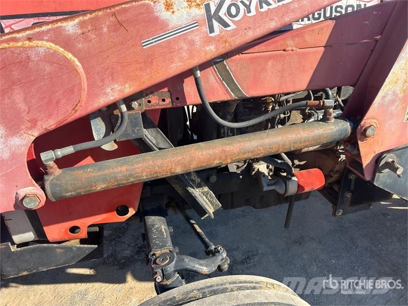 Massey Ferguson 271 2WD Utility Tractor Tractores compactos