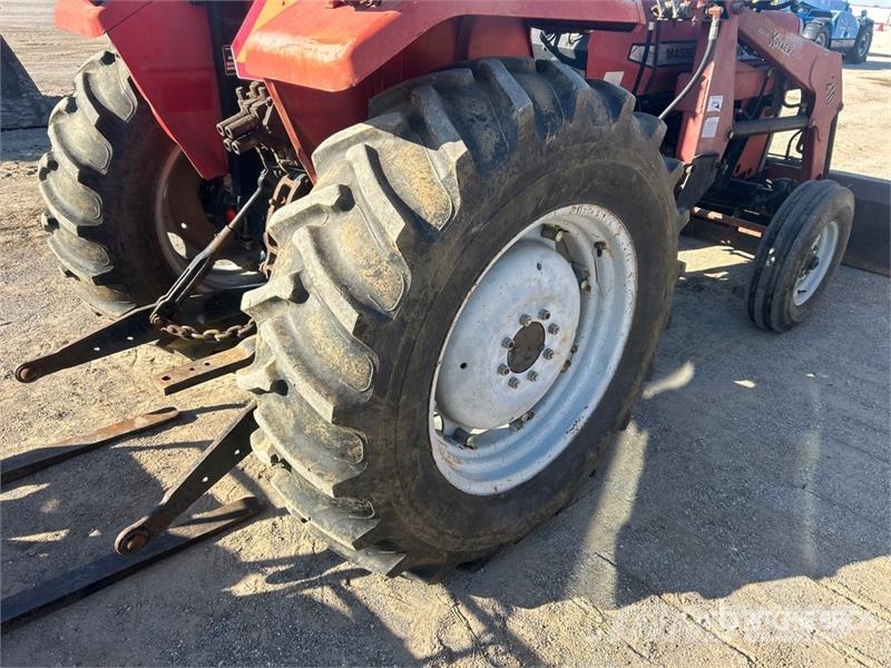 Massey Ferguson 271 2WD Utility Tractor Tractores compactos