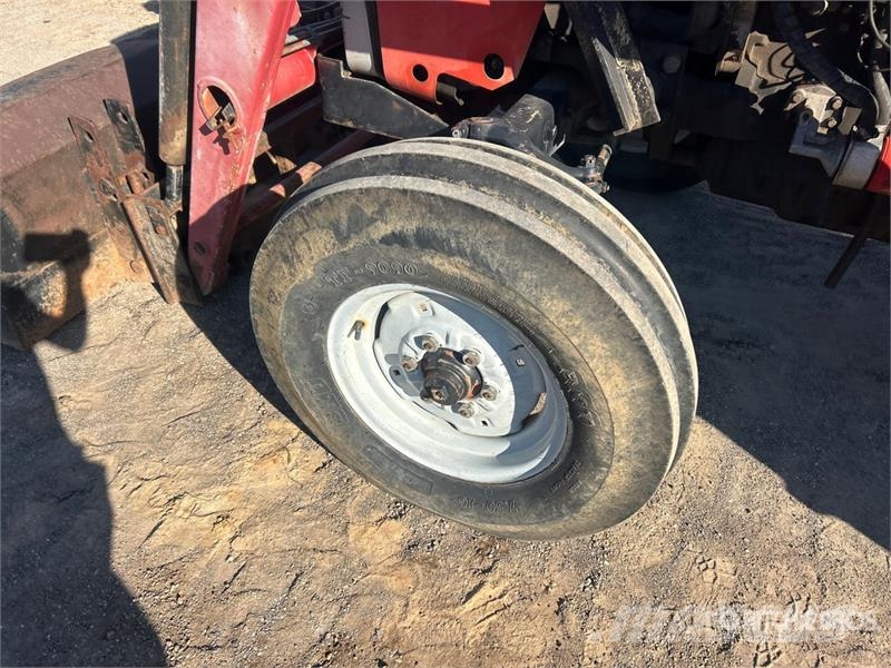 Massey Ferguson 271 2WD Utility Tractor Tractores compactos