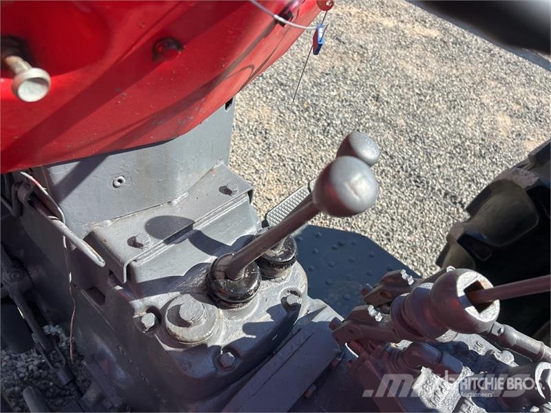 Massey Ferguson 2WD Utility Tractor Kleintraktoren