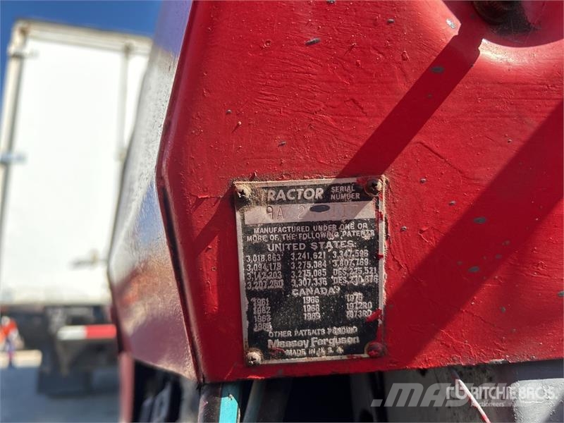 Massey Ferguson 2WD Utility Tractor Kleintraktoren
