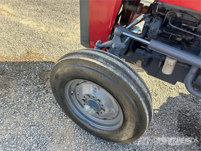 Massey Ferguson 2WD Utility Tractor Kleintraktoren