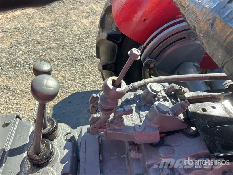 Massey Ferguson 2WD Utility Tractor Kleintraktoren