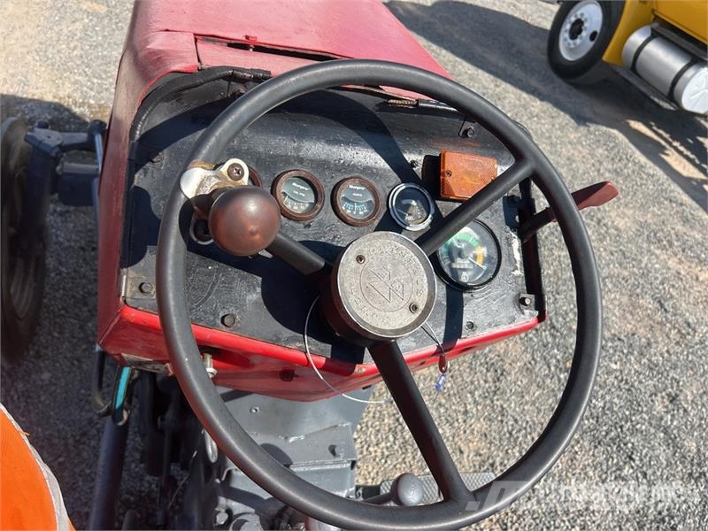 Massey Ferguson 2WD Utility Tractor Kleintraktoren