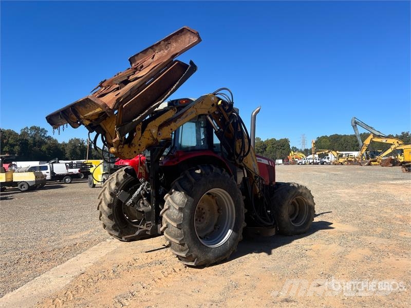 Massey Ferguson 5470 Dyna 4 4WD Tractor الجرارات