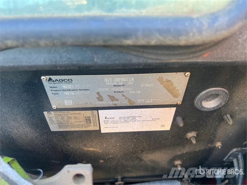 Massey Ferguson 5710 4WD Tractor الجرارات