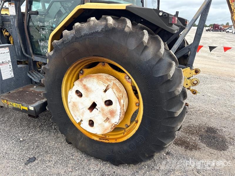 Massey Ferguson 6170 4WD Tractor Traktoren
