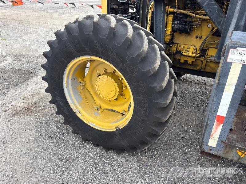 Massey Ferguson 6170 4WD Tractor Traktoren