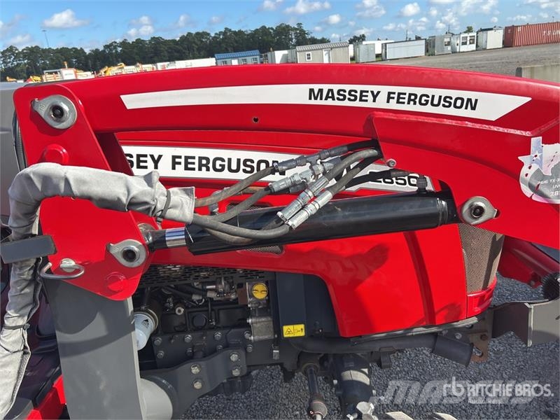 Massey Ferguson MF2850MH 4WD Utility Tractor コンパクトトラクター