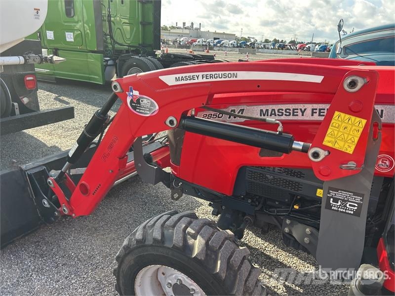 Massey Ferguson MF2850MH 4WD Utility Tractor コンパクトトラクター