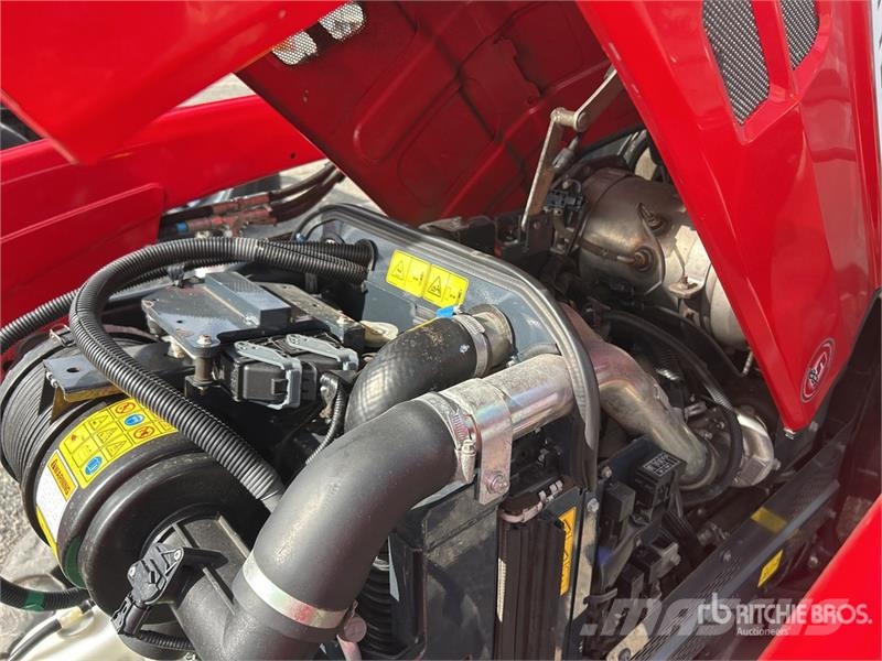 Massey Ferguson MF2860MH 4WD Utility Tractor コンパクトトラクター