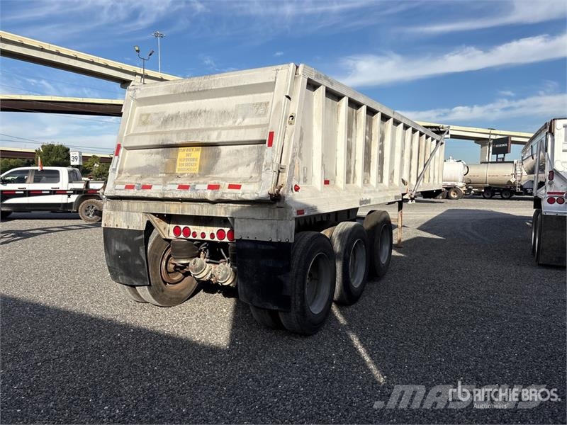 Mate 32 ft Tri/A Aluminum Frameless End Dump Trailer Tipper trailers