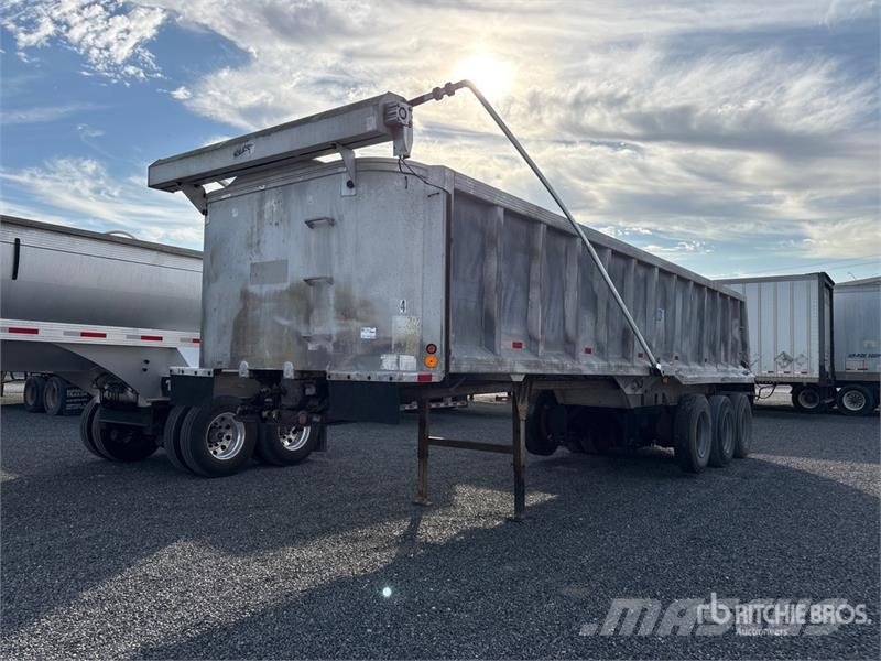 Mate 32 ft Tri/A Aluminum Frameless End Dump Trailer Tipper trailers
