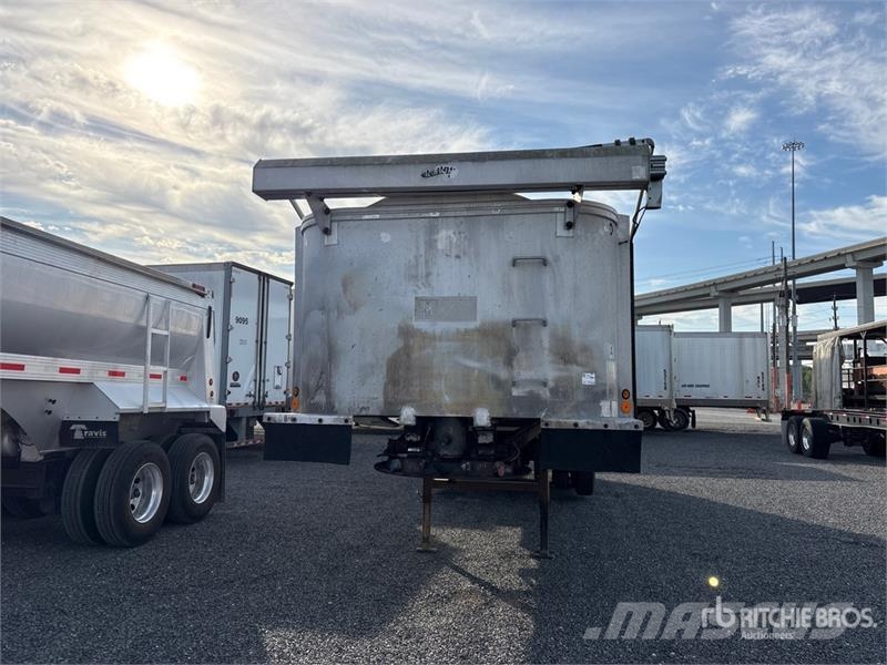Mate 32 ft Tri/A Aluminum Frameless End Dump Trailer Tipper trailers