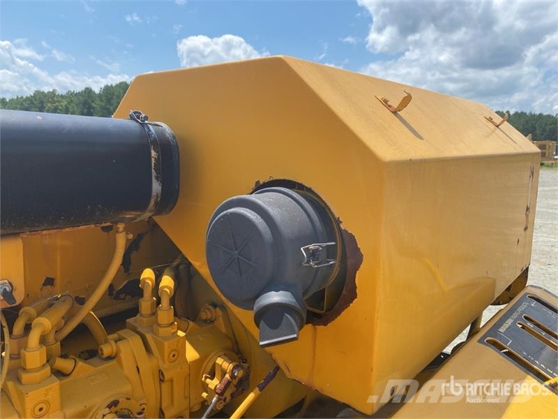 Mauldin 690F Track Asphalt Paver 瀝青攤舖機/鋪路機
