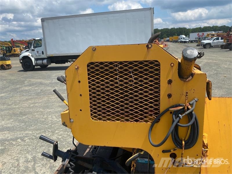 Mauldin 690F Track Asphalt Paver 瀝青攤舖機/鋪路機