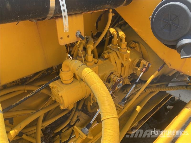 Mauldin 690F Track Asphalt Paver 瀝青攤舖機/鋪路機