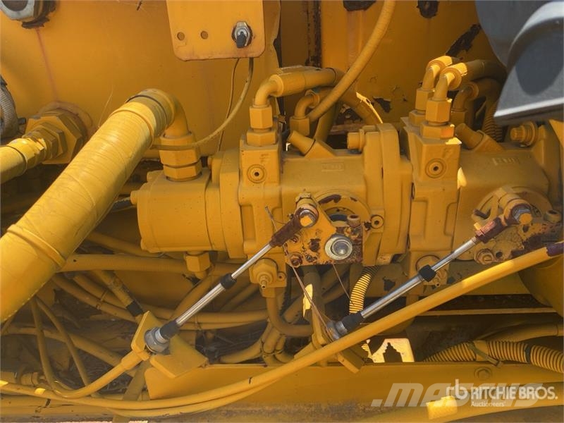 Mauldin 690F Track Asphalt Paver 瀝青攤舖機/鋪路機
