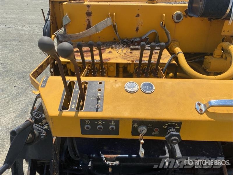 Mauldin 690F Track Asphalt Paver 瀝青攤舖機/鋪路機