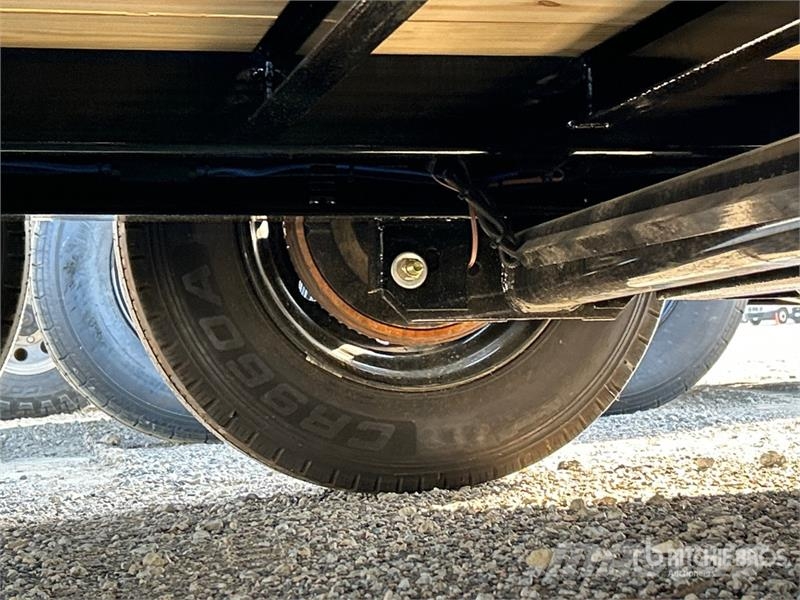 Maxx-D 24 ft T/A Tilt Deck Trailer (Unused) Tieflader